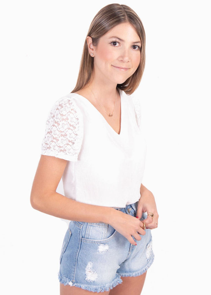 Blusa cuello en v con mangas de encaje para mujer - Flashy