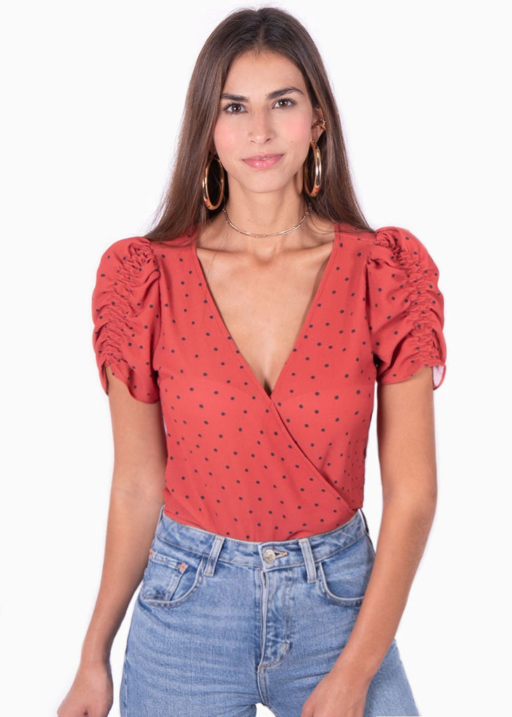 Blusa manga corta con estampado de puntos y escote cruzado para mujer - Flashy