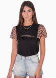 Camiseta estampada con mangas de animal print para mujer - Flashy