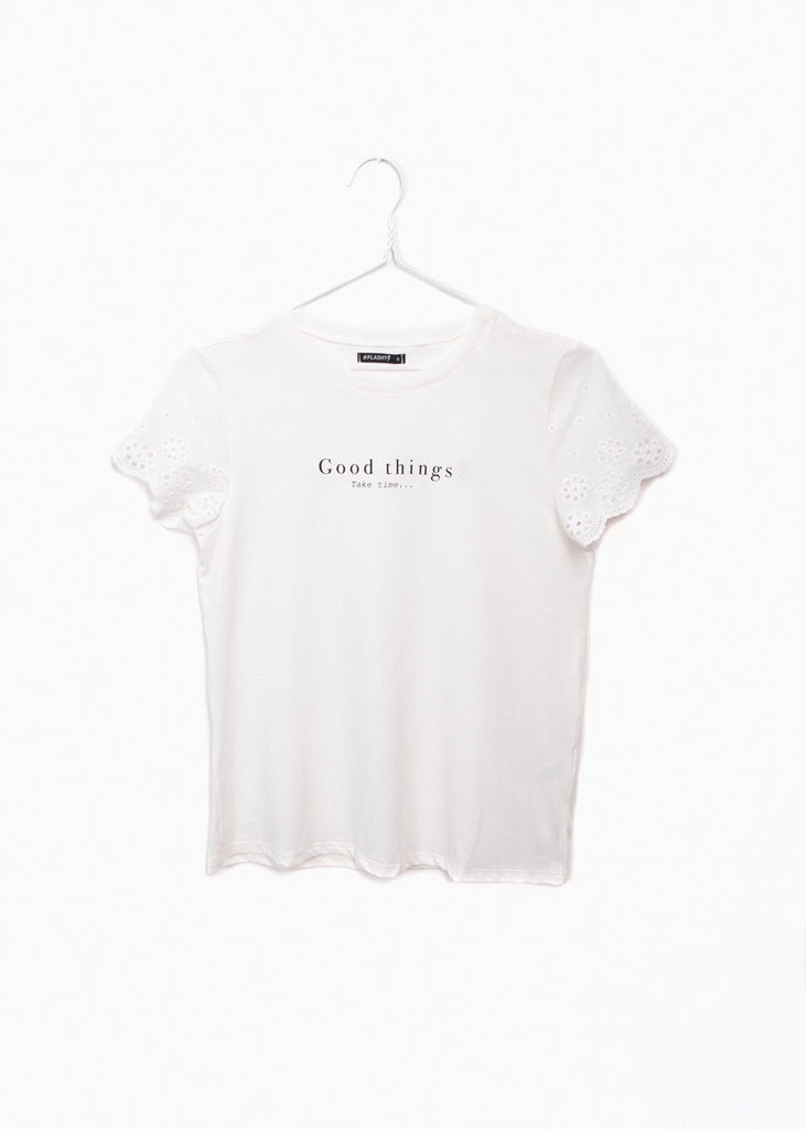 Camiseta estampada con mangas de ojalillo "Good things" para mujer - Flashy