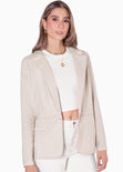 Blazer tipo sastre de lino con bolsillos en frente color beige para mujer - Flashy