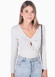 Blusa con recogido y cinta en escote para mujer - Flashy
