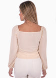 Blusa corta manga larga con recogido en escote color beige para mujer - Flashy