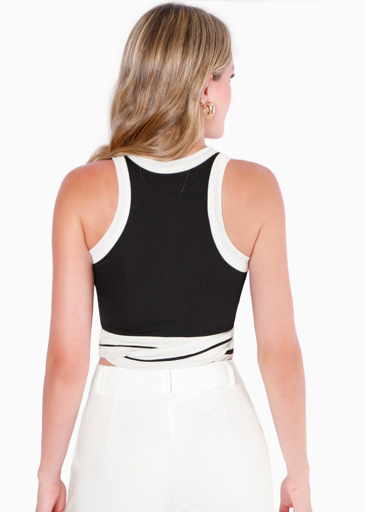 Blusa corta sin mangas, con sesgos en contraste y entrelazado en cintura color negro para mujer - Flashy