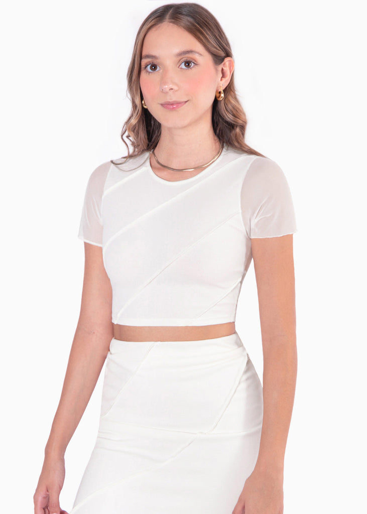 Blusa crop manga corta con malla en mangas color marfil para mujer - Flashy