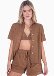 Blusa de botones manga corta color café para mujer - Flashy