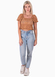 Blusa corta de encaje con mangas embombadas color café, camel para mujer - Flashy