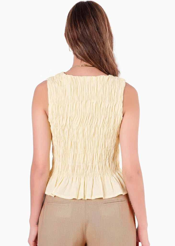Blusa de tiras en nido de abeja - BANANO.AMARILLO