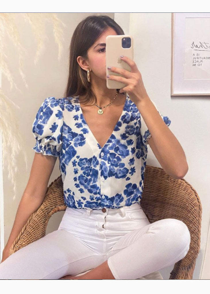 Blusa manga corta, con botones y estampado de flores color blanco para mujer - Flashy