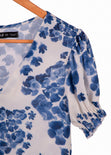 Blusa manga corta, con botones y estampado de flores color blanco para mujer - Flashy
