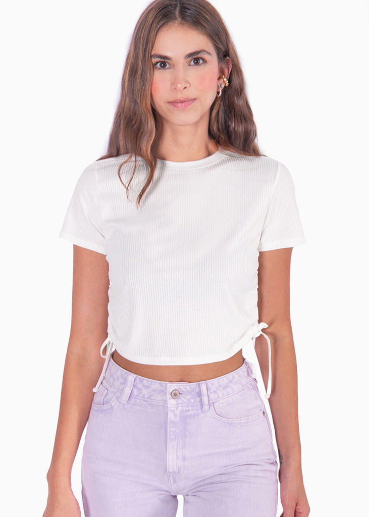 Blusa manga corta con recogido en costados color marfil, blanco para mujer - Flashy