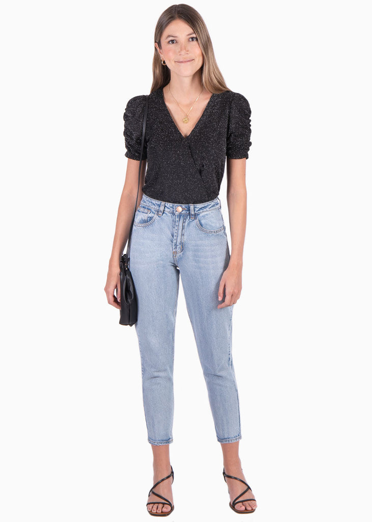 Blusa manga corta con recogido y escote en v color negro para mujer - Flashy