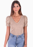 Blusa manga corta con recogido y escote en v para mujer - Flashy