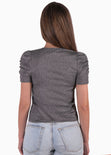 Blusa manga corta con recogido y escote en v color gris para mujer - Flashy
