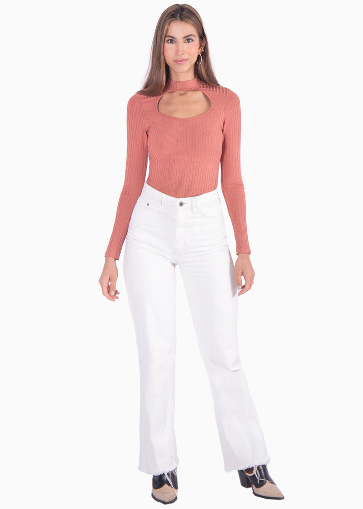 Blusa manga larga con abertura cut out en escote color terracota para mujer - Flashy