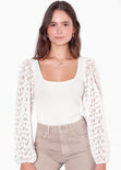 Blusa manga larga con escote cuadrado y transparencia en mangas color blanco, marfil para mujer - Flashy