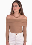 Blusa manga larga con escote off shoulder color beige para mujer - Flashy