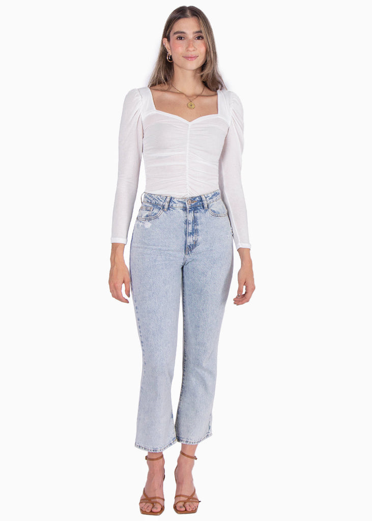 Blusa manga larga con recogido y escote en forma de corazon color marfil para mujer - Flashy