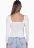 Blusa manga larga con recogido y escote en forma de corazon color marfil para mujer - Flashy