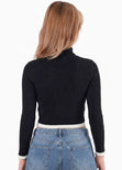 Blusa manga larga cuello alto contraste en ruedo - OPALO.NEGRO