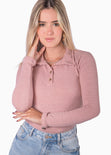Blusa manga larga tipo polo color rosado para mujer - Flashy