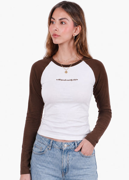 Blusa manga larga tipo ranglán bordada de color marfil - BARILOCHE