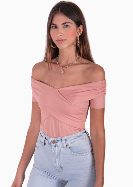 Blusa off shoulder con cruce en escote color rosado para mujer - Flashy