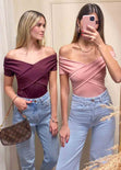 Blusa off shoulder con cruce en escote color rosado para mujer - Flashy