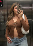 Blusa tipo cardigan con herrajes en escote - VILLALBA