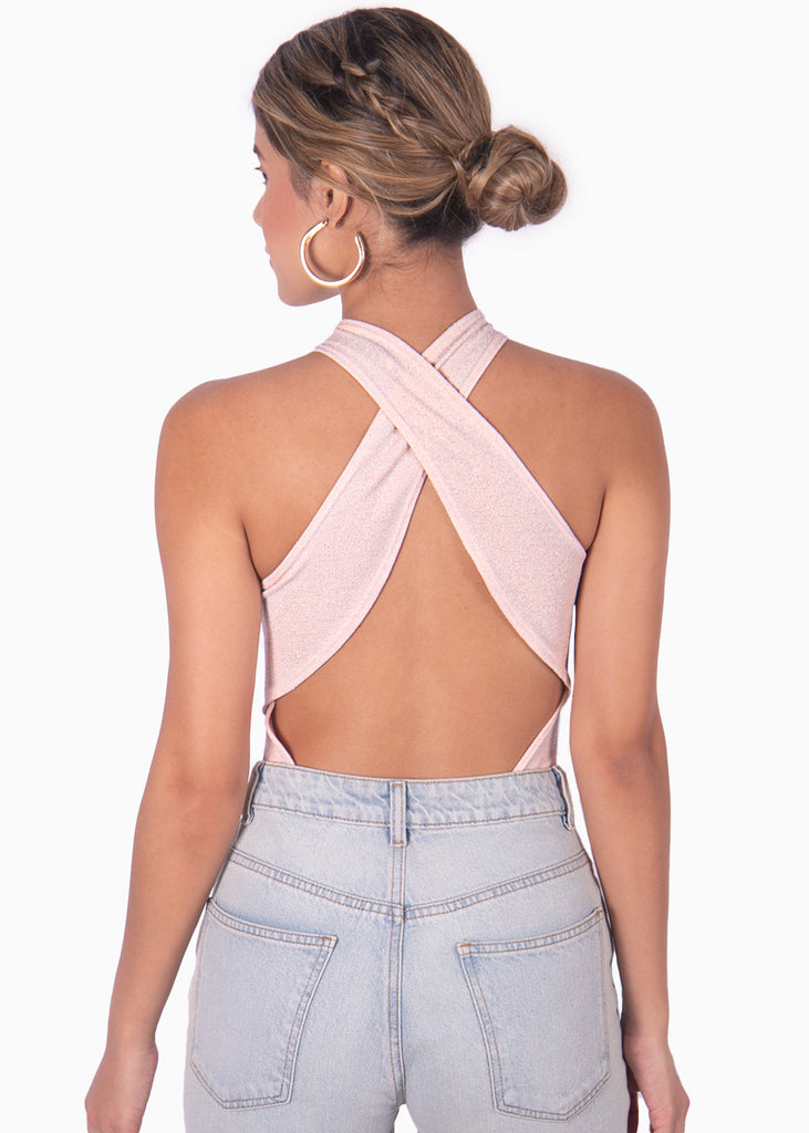 Body con cuello halter y espalda descubierta color rosado para mujer - Flashy