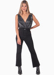 Body drapeado con escote cruzado color negro para mujer - Flashy