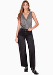 Body sin mangas drapeado con escote cruzado color negro para mujer - Flashy