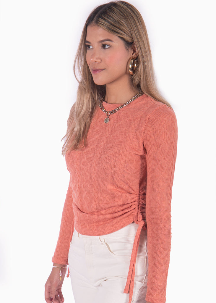 Buzo manga larga tejido con recogido en laterales color coral para mujer - Flashy