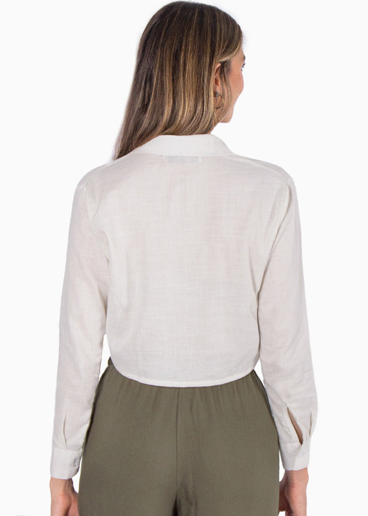 Camisa crop manga larga con botones y anudado color marfil, blanco para mujer - Flashy