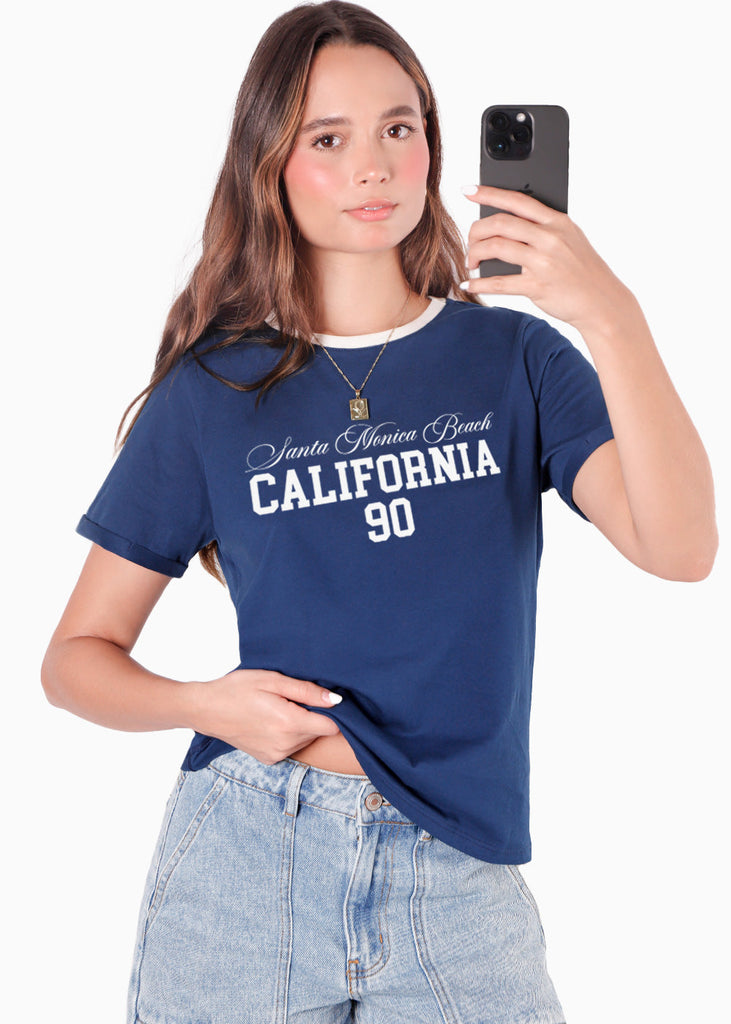Camiseta básica con estampado “Santa Monica beach” con cuello en contraste color azul para mujer - Flashy