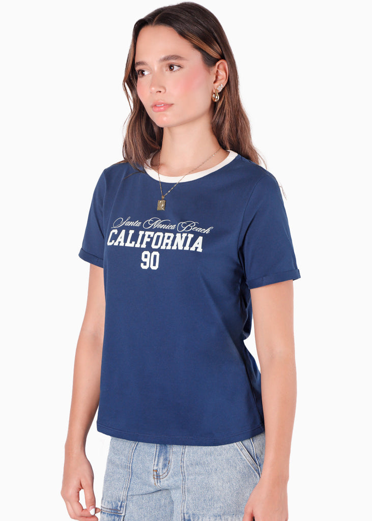 Camiseta básica con estampado “Santa Monica beach” con cuello en contraste color azul para mujer - Flashy