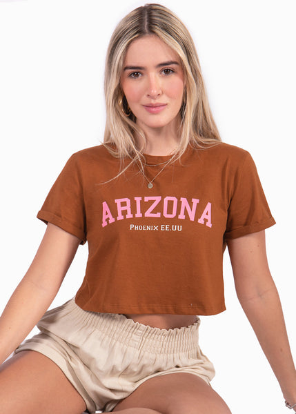 Camiseta con estampado "Arizona" color café, camel para mujer - Flashy