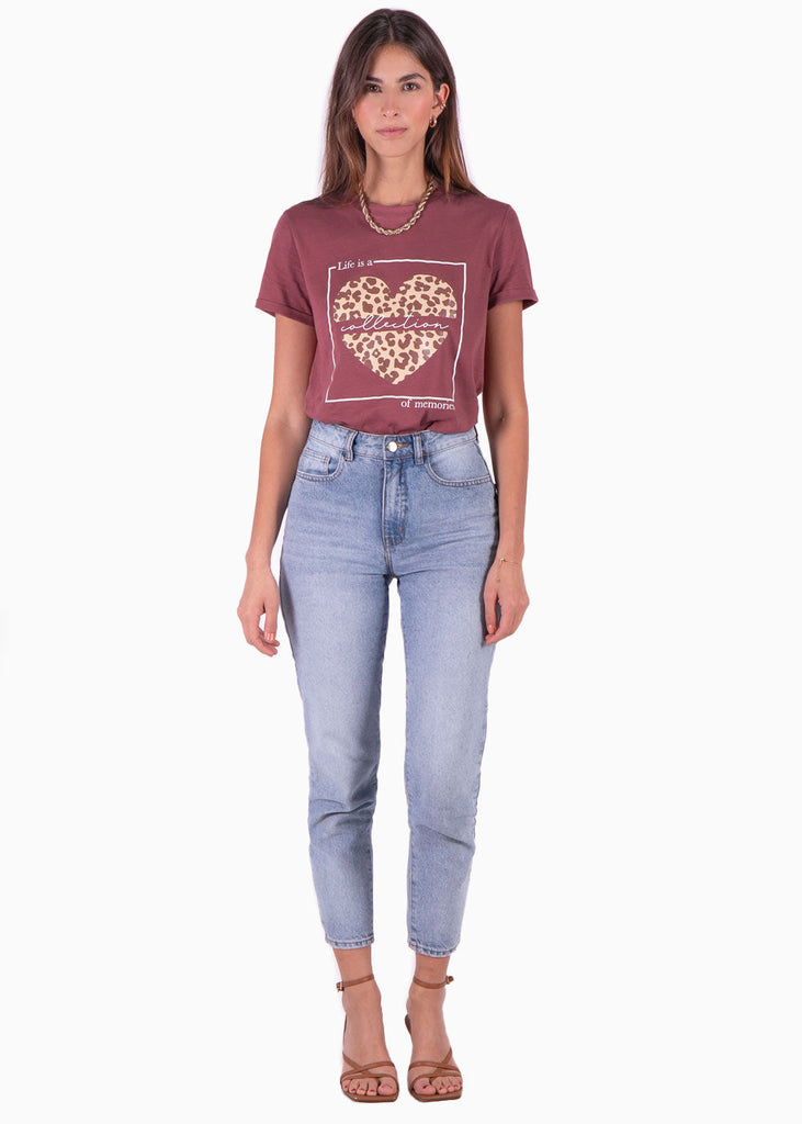 Camiseta con estampado de corazón en animal print color terracota para mujer - Flashy