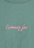 Camiseta crop estampada "L'amour fou" y recogidos en costados color verde para mujer - Flashy