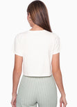 Camiseta crop manga corta color marfil para mujer - Flashy