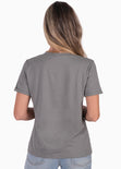 Camiseta estampada "bring good energy everywhere" color gris para mujer - Flashy