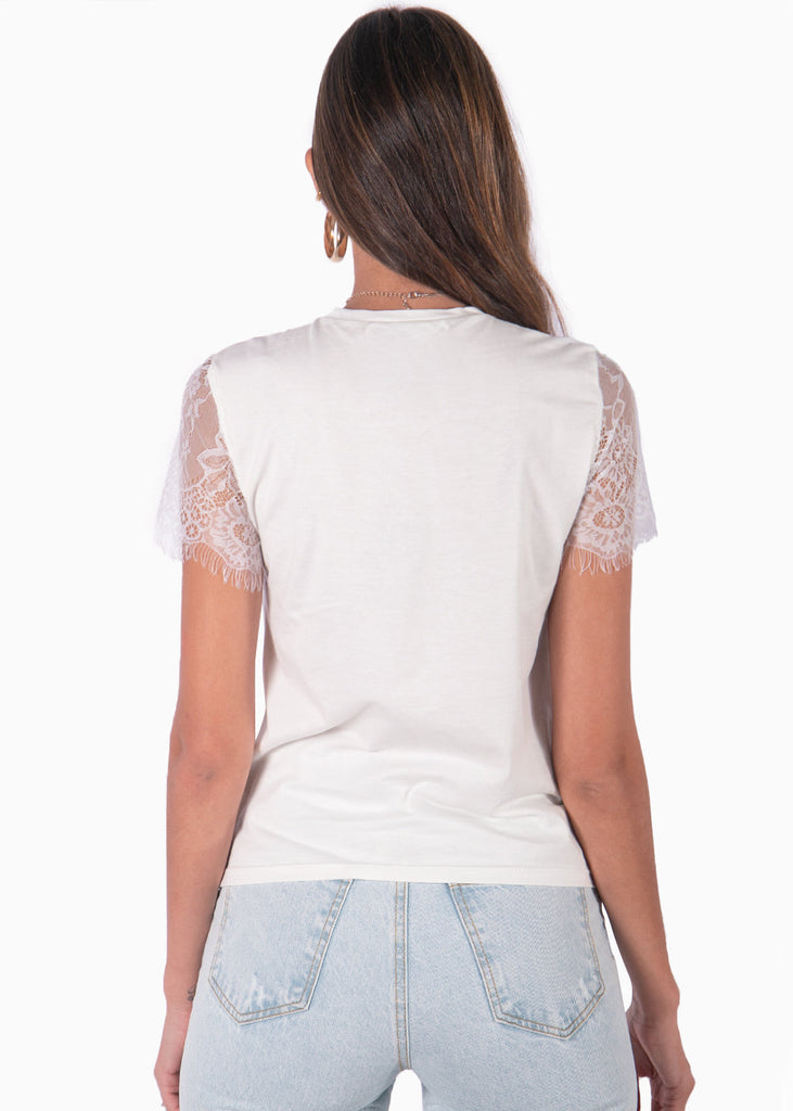 Camiseta estampada con mangas de encaje color blanco para mujer - Flashy