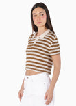 Camiseta tipo polo cropped con perilla cuello en contraste y bordado - TEGUCIGALPA