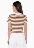 Camiseta tipo polo cropped con perilla cuello en contraste y bordado - TEGUCIGALPA