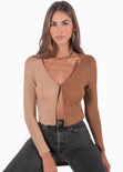 Cardigan manga larga color camel, café para mujer - Flashy