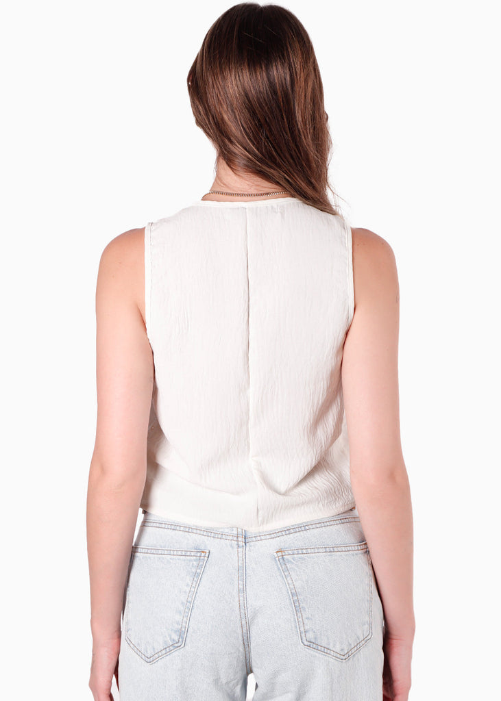 Chaleco tipo sastre con botones y de ojalillo color blanco, marfil para mujer - Flashy
