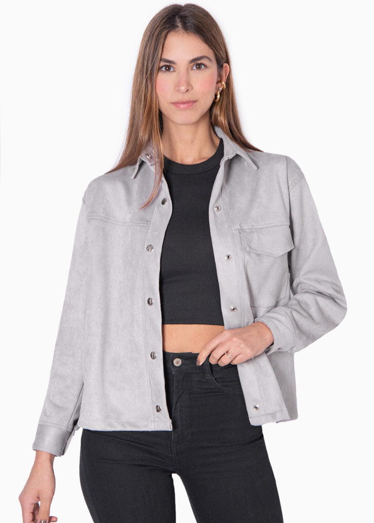 Chaqueta tipo gamuza con bolsillo y botones color gris para mujer - Flashy