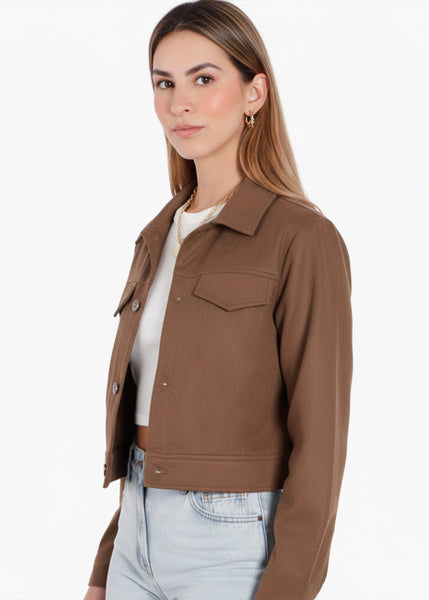 Chaqueta tipo gamuza con entrelazado en cuello y bolsillos - CEIBA