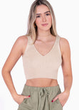 Crop tejido con escote en v color beige para mujer - Flashy