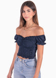 Crop top con escote campesino y recogidos color azul para mujer - Flashy